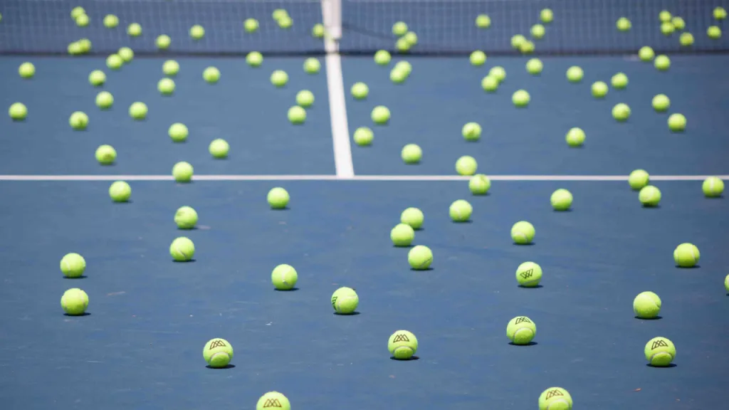 The Best Tennis Balls For Different Surfaces, Value For Money And